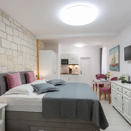 Arbol Apartment
