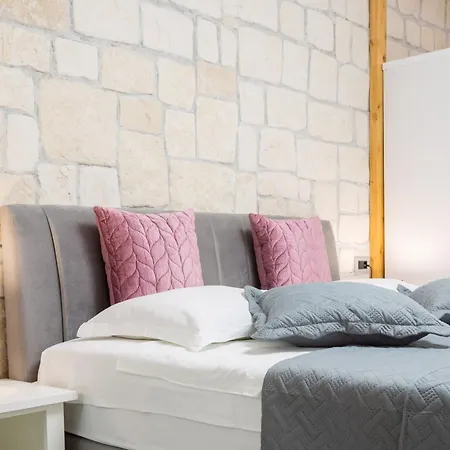 Arbol Apartment